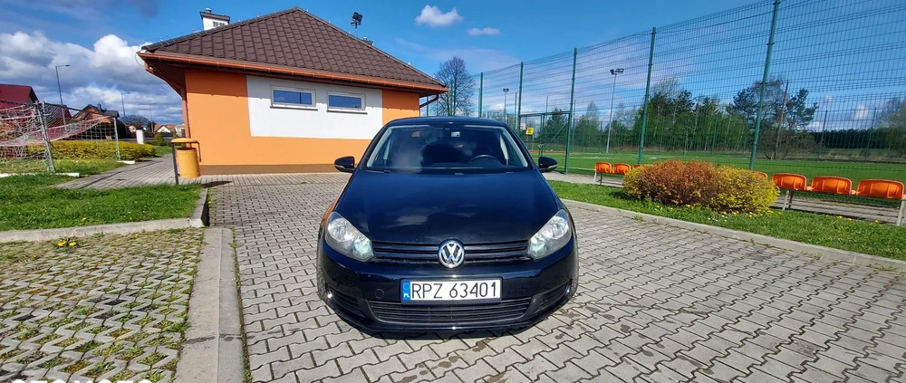 Volkswagen Golf cena 23900 przebieg: 211000, rok produkcji 2009 z Ryn małe 277